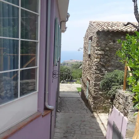 Borgo Rosso Di Sera - Country Chic منتجع