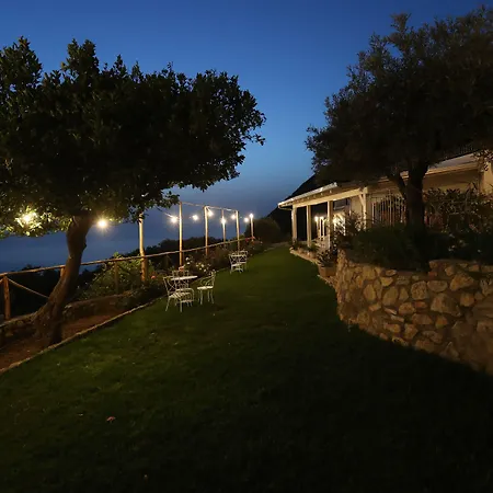Borgo Rosso Di Sera - Country Chic منتجع