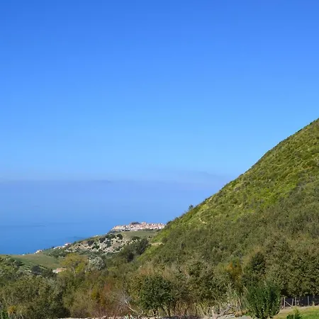 Borgo Rosso Di Sera 3*