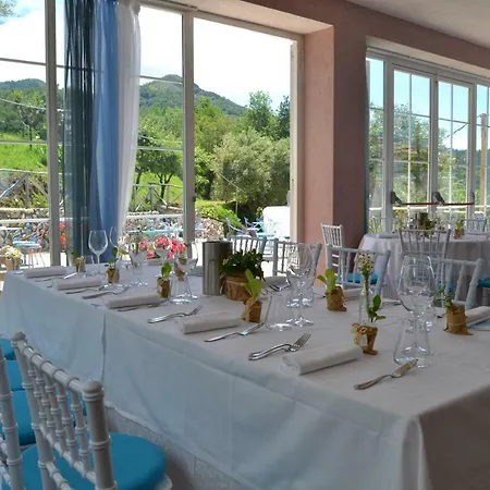 Borgo Rosso Di Sera - Country Chic 度假村 圣卢西铎