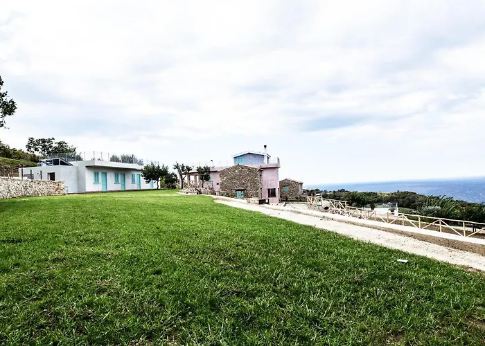 Borgo Rosso Di Sera - Country Chic 3* 圣卢西铎